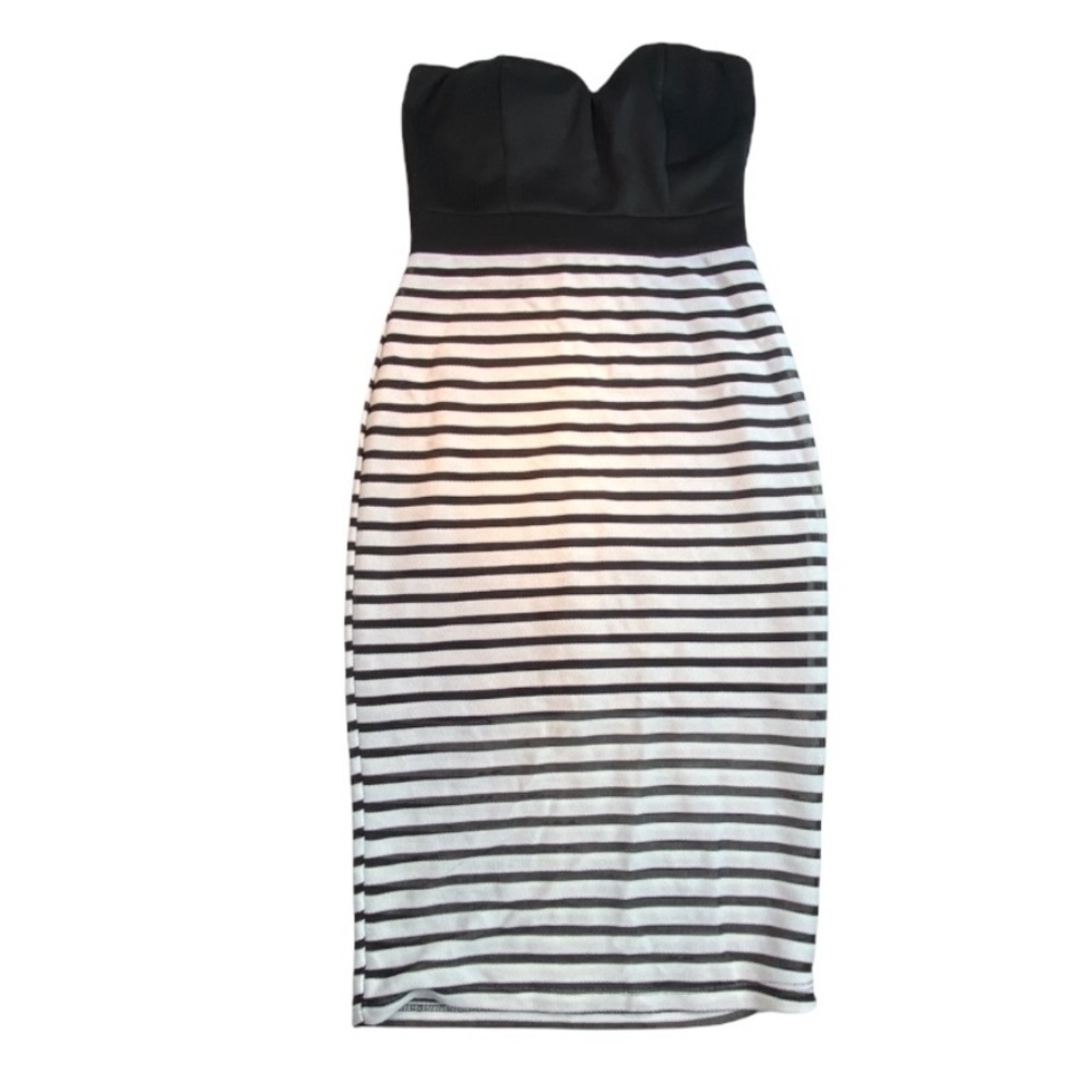 Alt B. White & Black strapless dress